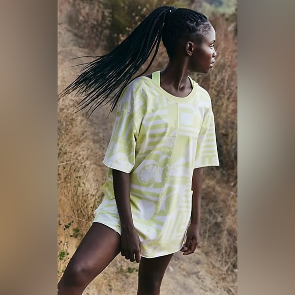 NWT FP Movement Printed Hot Shot Tee Romper - Lemon zest print - Picture 3 of 7